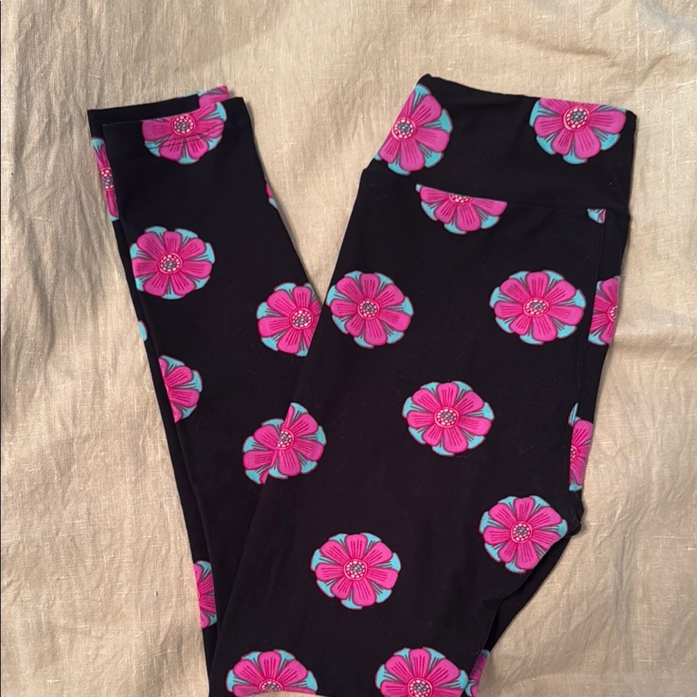LuLaRoe Black and Pink Floral Leggings